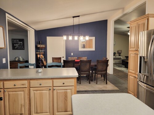 Private DC Hideaway ten minutes from beaches!