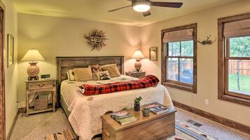 House (5 Bedrooms) | Interior