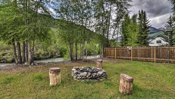 House (5 Bedrooms) | Interior