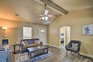 Interior - Amarillo Abode w/ Sunroom ~ 4 Mi to Downtown! (Amarillo)