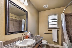 Casa (3 Bedrooms) | Baño | Regadera 