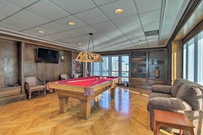 Interior - Bay Views & Walkable Location: Ocean City Condo (Ocean City)