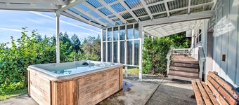 Hood Canal Home w/ Hot Tub - Bordering Olympic NP!