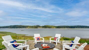 House (3 Bedrooms) | Front of property