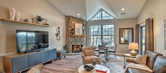 Indoor Pool & Golf Course Views: Lake Lure Condo!