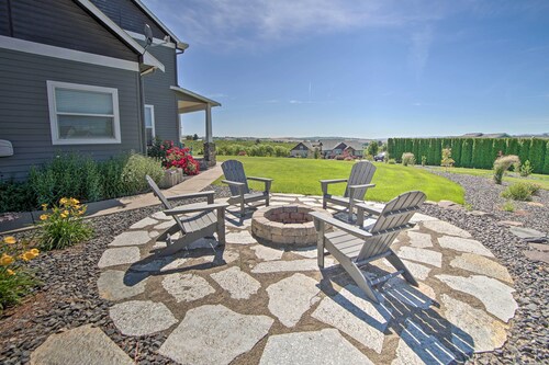 Remarkable Yakima Getaway w/ Pool & Hot Tub!