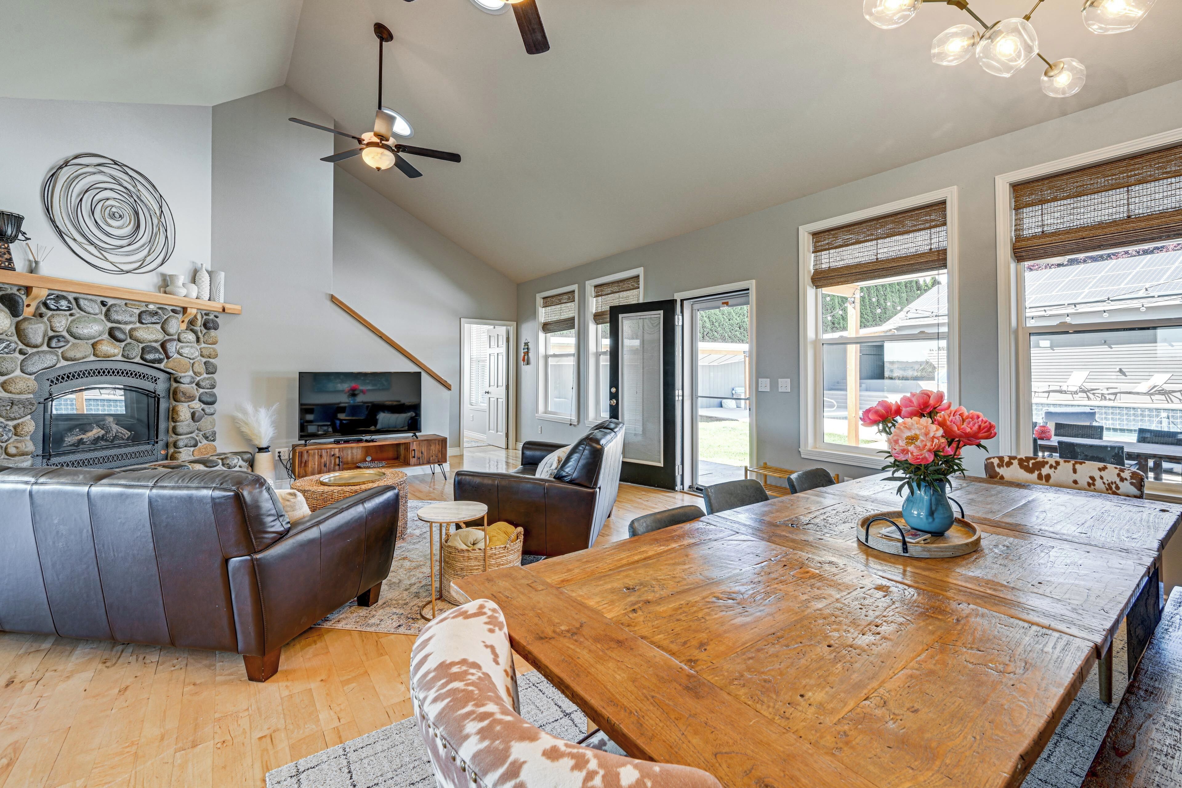 House (3 Bedrooms) | Interior