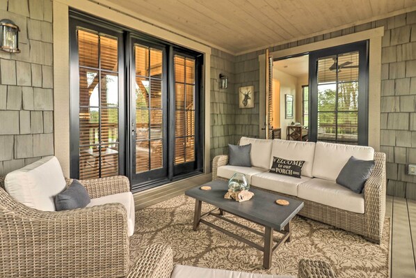 المنشأة من الداخل