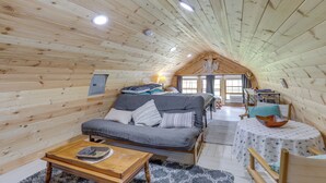 独立别墅 (2 Bedrooms) | 2 多间卧室、床单