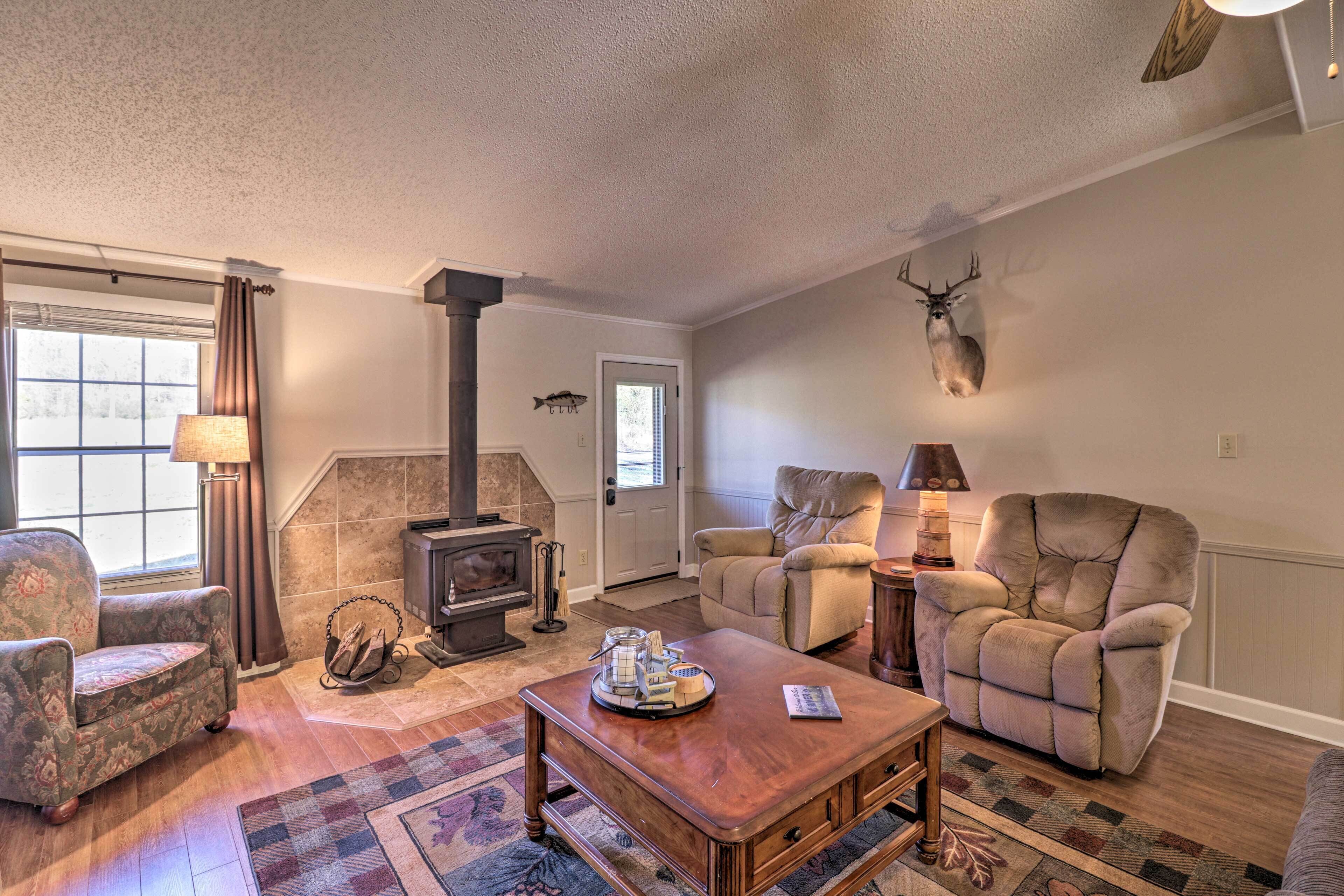 House (3 Bedrooms) | Interior