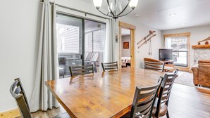 Interior - Cozy Mtn Condo: Walk to Quicksilver Lift & Dtwn! (Breckenridge)
