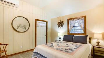 House (1 Bedroom) | Interior