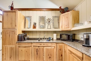 House (1 Bedroom) | Bahagian dalam