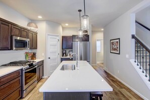 Talo (3 Bedrooms) | Sisätilat