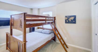 Updated Madison Area Home, 12 Mi to Downtown!