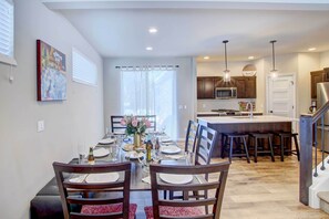 Talo (3 Bedrooms) | Sisätilat