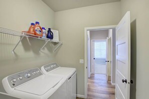 Talo (3 Bedrooms) | Sisätilat