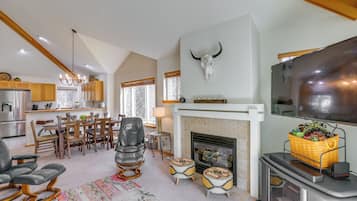 Apartment (3 Bedrooms) | Front of property