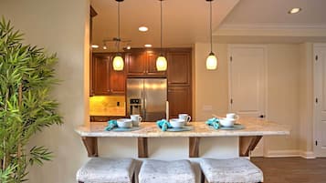 Rumah (4 Bedrooms) | Interior