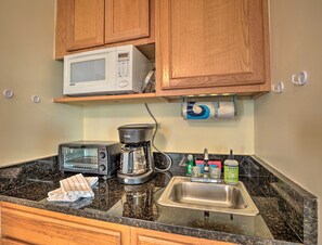 Apartment (0 Bedroom) | Interior - Inviting St Augustine Studio - Walk to the Beach! (St. Augustine)