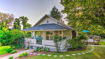 House (3 Bedrooms) | Front of property