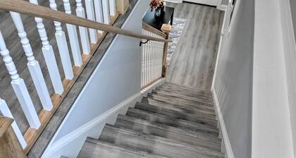 6 Mi to Ivy City: Guesthouse w/ Fire Pit in DC!
