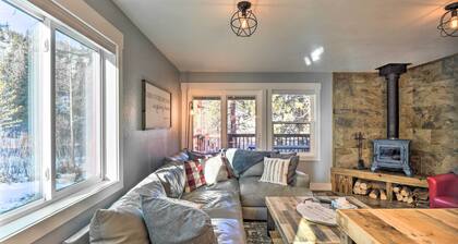 Sauna, Deck & Fire Pit: Breckenridge Townhouse!