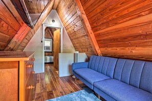 House (2 Bedrooms) | Interior - Lakefront Rocky Mount Cabin w/ Dock & Kayaks! (Rocky Mount)