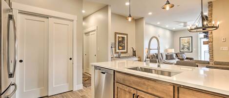 Apartment (1 Bedroom) | Interior