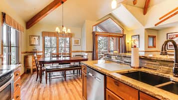 Apartment (3 Bedrooms) | Interior