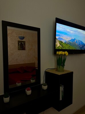 Iron/ironing board, Internet