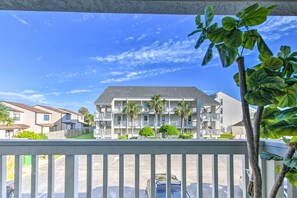 Apartment (2 Bedrooms) | Interior - PCB Condo Rental w/ Pool Access, Steps to Beach! (Panama City Beach)