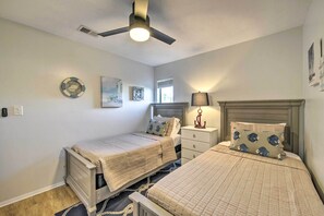 Apartment (2 Bedrooms) | Interior - PCB Condo Rental w/ Pool Access, Steps to Beach! (Panama City Beach)