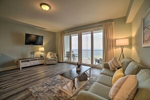 Apartment (1 Bedroom) | Front of property - 18th-floor PCB Resort Condo w/ Amazing Gulf View! (Panama City Beach)