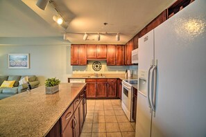 Apartment (1 Bedroom) | Interior - 18th-floor PCB Resort Condo w/ Amazing Gulf View! (Panama City Beach)