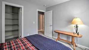 Unclassified image, 2 of 19, button - Spacious Wintergreen Resort Home w/ Hot Tub! (Nellysford)