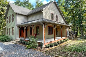 House (4 Bedrooms) | Interior - Spacious Wintergreen Resort Home w/ Hot Tub! (Nellysford)