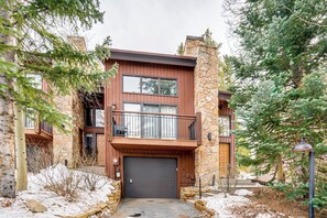 Interior - Walk to Lift: Townhome w/ Shuttle in Breckenridge! (Breckenridge)