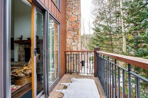 Interior - Walk to Lift: Townhome w/ Shuttle in Breckenridge! (Breckenridge)