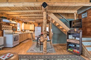 House (2 Bedrooms) | Interior - 'snowshoe Cabin' w/ Gas Grill: Fish & Hike! (Wasilla)