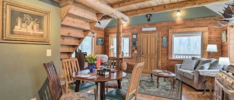 House (2 Bedrooms) | Interior