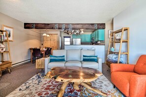 Apartment (2 Bedrooms) | Interior - Grand Lake Condo: Best Lake View + Panoramic Deck (Grand Lake)