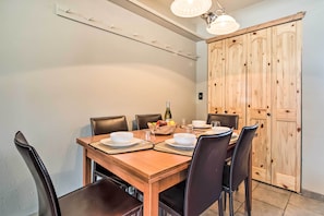 Apartment (2 Bedrooms) | Interior - Grand Lake Condo: Best Lake View + Panoramic Deck (Grand Lake)