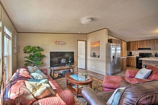 House (3 Bedrooms) | Interior
