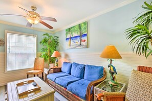 Apartment (4 Bedrooms) | Interior - Near Port Aransas Beach: Condo w/ Pool Access (Port Aransas)
