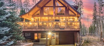 2 Mi to Rocky Mountain Nat'l Park: Cabin w/ Views