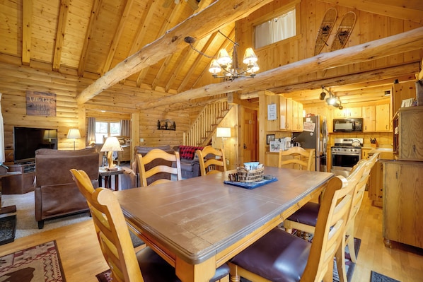 House (3 Bedrooms) | Interior