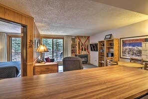 Apartment (1 Bedroom) | Interior