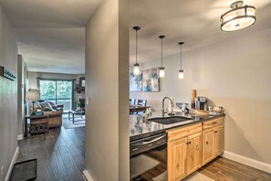 Apartment (2 Bedrooms) | Interior - Ski-in/ski-out Breckenridge Condo Near Main St! (Breckenridge)