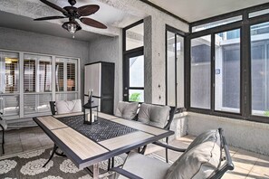 Interior - Elegant FL Condo w/ Pool: Walk to Madeira Beach! (Madeira Beach)